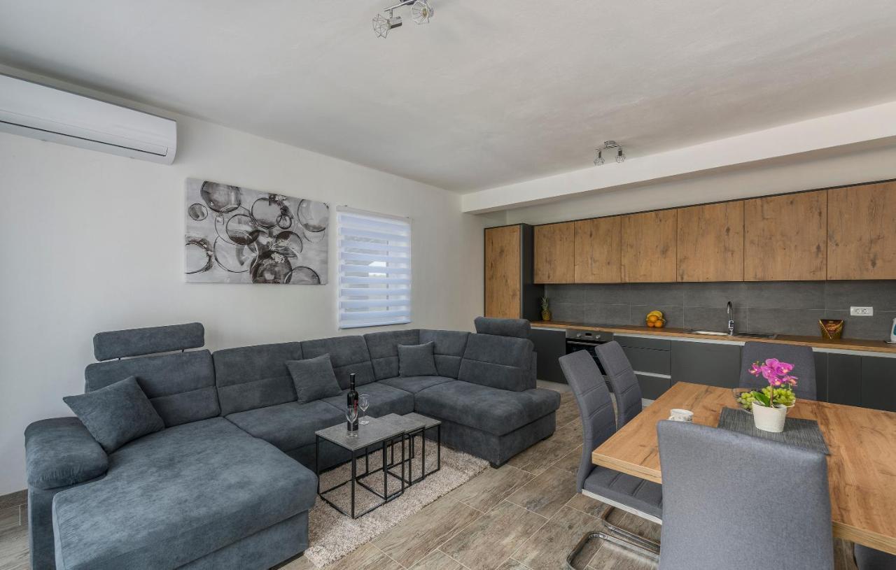 Apartmani Natalija Пореч Екстериор снимка